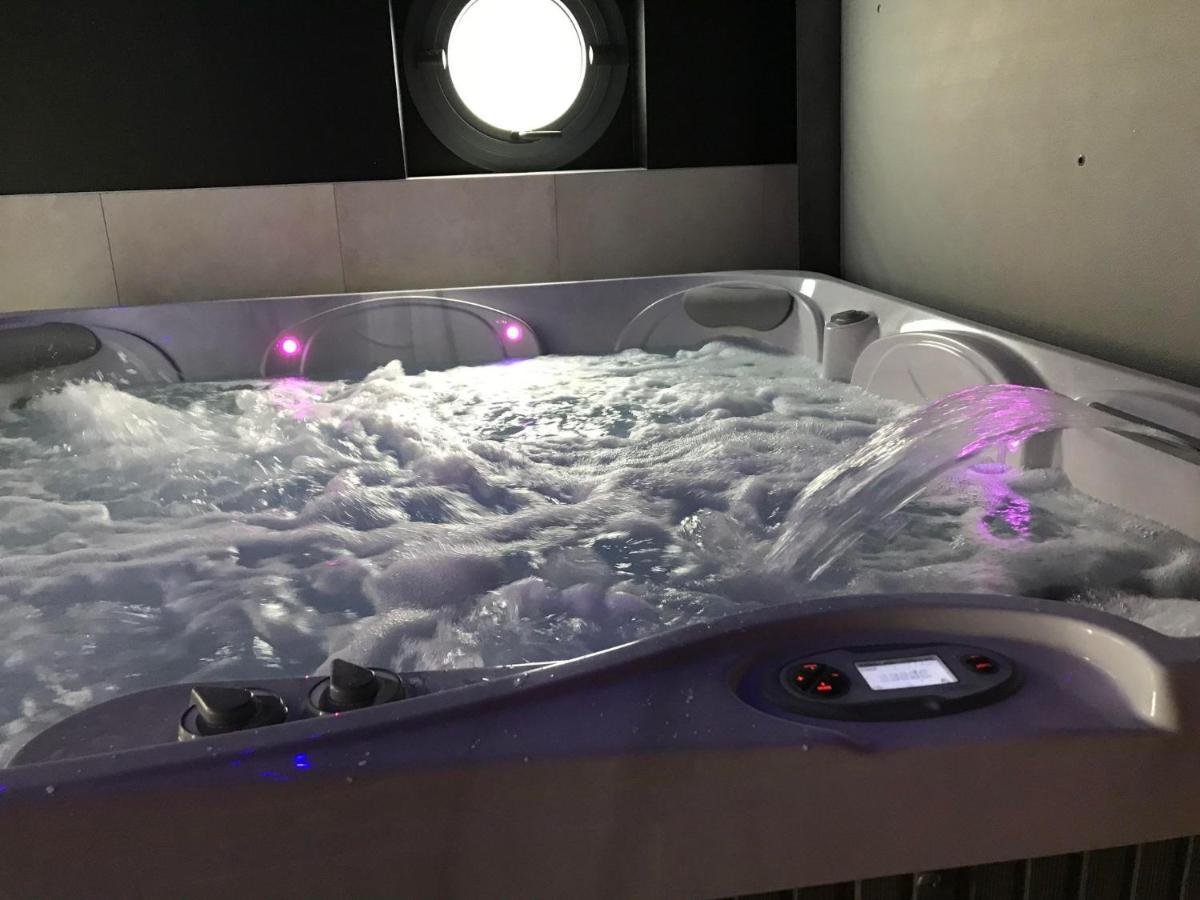 Gite Spa Sauna Piscine Aubin-Saint-Vaast Luaran gambar